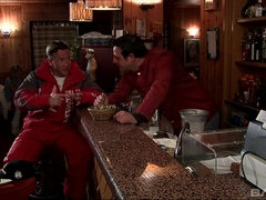 Anale, Pompino, Brunetta, Schizzo di sborra, Doppia penetrazione, Facciale, All'aperto, Terzetto