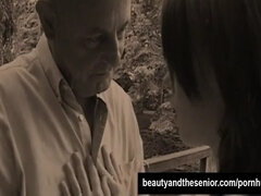 Monumentális dákó, Cumizás, Nagyi, Kőkemény, Érett koros, Szopás, Tini