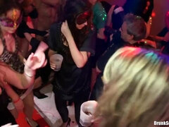 Amatőr, Kisbaba, Eszetlen, Erotikus, Csoport, Orgia, Buli, Begyek