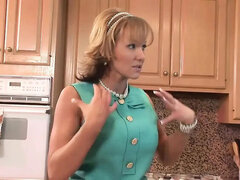 큰 가슴, 본디지, 가슴이 큰, 핑거링, Hd, 주부, 거칠게, 젖가슴