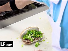 Bundão, Peitos grandes, Loiroa, Boquete, Lambendo, Mãe gostosa, Xoxota, Gritar