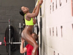 큰 엉덩이, 큰 음경, 큰 가슴, 오랄섹스, 다른 인종간의