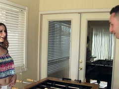 Stor kuk, Stora tuttar, Brunett