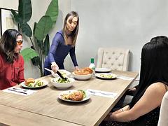 Grote mammen, Sperma shot, Hardcore, Latijnse vrouw, Rijpe lesbienne, Moeder die ik wil neuken, Gezichtspunt, Tieten likken