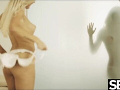 Bundão, Hardcore, Lésbica, Pornstars, Xoxota, Raspar depilar, Tatuagem, Tetas