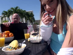 Amatør, Røv, Blondine, Naturlige bryster, Piercing, Pov, Fisse, Våd