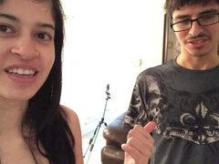 Ερασιτέχνης, Πρωτη φορα, Ομοφυλόφιλος, Γυαλιά, Σπιτικό, Λατίνα, Λεσβία, Παρθένα