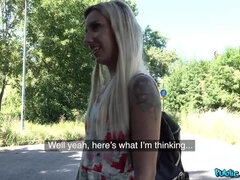 Amerikansk, Røv, Blondine, Pik sutte, Sædskud, Piercing, Pov, Offentlig