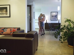 Hd, Küssen, Lesbisch, Lecken, Orgasmus, Muschi, Jungendliche (18+), Eng