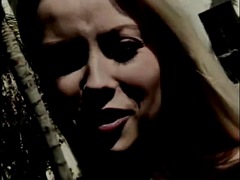 Dildoen, Fingring, Hardcore, Onani, Milf, Utendørs, Basseng, Tenåring