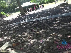 Amatőr, Nagylány, Filigrán alkatú, Nuni, Begyek