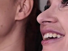 Tette grandi, Pompino, Venire in bocca, Europea, Tedesca amatoriale, Sega, Mamma che vorrei scoparmi, Terzetto