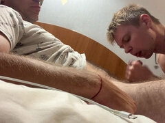 Duży kutas, Obciąganie, Para, Wytrysk do ust, Gej, Domowej roboty, Rumuński