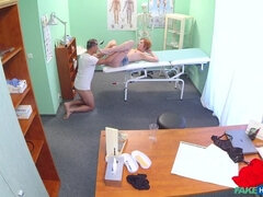 Amaterji, Rit, Fafanje, Varanje, Lizanje, Pisarna, Prvoosebno snemanje seksa, V uniformi