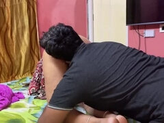 18 ans, Anal, Lécher le cul, Cul à la bouche, Gros seins, Hd, Indienne, Maman