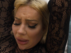 Blondýna, Kuřba, Hardcore, Různé pohledy