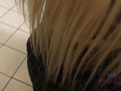 Amateur, Plage, Doigter, Petite amie, Poilue, Embrassement, Nue, Orgasme