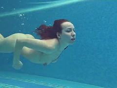 Amateur, Chica, Tetas grandes, Morena, Al aire libre, Público, Sexo soft, Adolescente