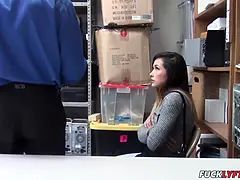 Brunett, Kondom, Creampie, Doggystyle, Jeans, Latina, Kontor, Tuttar