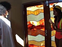 Ερασιτέχνης, Μεγάλος πούτσος, Μεγάλα βυζιά, Πίπα, Χύσιμο, Σκληρό, Ώριμη γυναίκα, Βυζιά