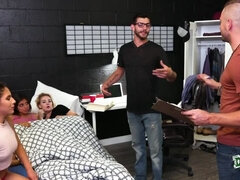 Rogonosec, Doggystyle, Obrazno, Gangbang, Hardcore, Orgija, Resničnost, Zvezana