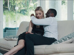 Анальный секс, Черные, Блондинки, Минет, Семяизвержение, Глубокая глотка, Белье