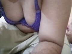 Aus dem arsch in den mund, Bisexuell, Blasen, Indisch, Maske, Reif, Zierlich, Strümpfe