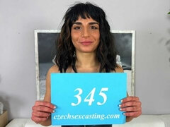 18 jahre, Grosser arsch, Grosser schwanz, Blasen, Braunhaarige, Natürlichen titten, Kurzes haar, Jungendliche (18+)