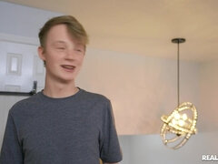 Velik kurac, Fafanje, Doggystyle, Gagging, Hardcore, Lizanje, Naravne joške, Šeškanje