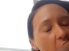 18 éves, Monumentális dákó, Cumizás, Gesztenyebarna, Pár, Latin lány, Természetes mellek, Nuni