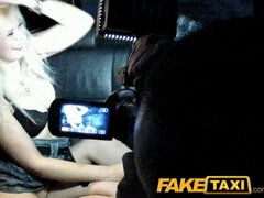 カップル, イマラチオ, チン, 指いじり, 自家製, 公共, 現実, フェラする