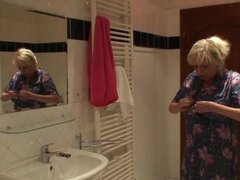 18 jahre, Grosse titten, Blasen, Tschechisch, Oma, Hardcore, Hd, Reif