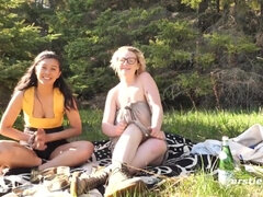 아마추어, 큰 가슴, 금발의, 딜도, 유리들, 수음, 야외의, 장난감들