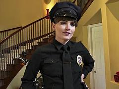 In den arsch, Blasen, Braunhaarige, Milf, Polizei, Transfrau