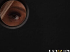 Tyttö, Iso perse, Iso kulli, Blondi, Suihinotto, Lukio, Rankka, Teini