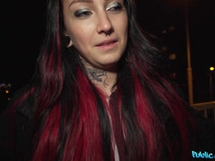 Amatør, Rumpe, Europeisk, Ansiktssperm, Jeans, Piercingen, Tattovering, Pupper