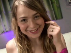 Morena, Masturbação, Solo chão, Adolescente, Tetas