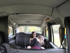 Samochód, Twarzowy, Palcówka, Hd, Lesbijka, Lizanie, Cipka, Rudowłosa