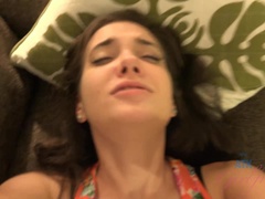 Brunetka, Prstění, Kalhotky, Pička, Odstraňování, Tetování, Kozičky, Upskirt