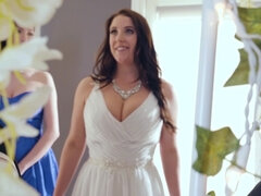 Betrug, Paar, Riesig, Natürlichen titten, Pov, Flotter dreier, Titten, Ehefrau