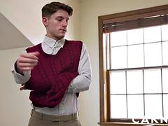 Κώλο γλείψιμο, Μεγάλος πούτσος, Πίπα, Μελαχροινή, Μαλακία με το δάχτυλο για γυναίκες, Μαλλιαρός, Τατουάζ, Στολή