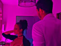 Črnke, Fafanje, Rjavolaska, Notranji izliv, Temnopolti, Lizanje, Spodnje perilo, Jahanje