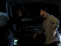 In den arsch, Braunhaarige, Spermaladung, Doppelpenetration, Aufs gesicht abspritzen, Flotter dreier