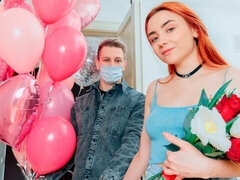 Gros cul, Grosse bite, Gros seins, Sucer une bite, En levrette, Rousse roux, Maigrichonne, Adolescente