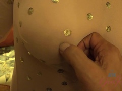 Leie, Braunhaarige, Besamung, Fingern, Fussjob, Muschi, Rasiert, Titten