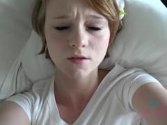 Anal, Avsugning, Fötter, Fingering, Handjobb, Pov, Sover, Våt