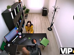 Brunetka, Maďarské, Kancelář, Realita