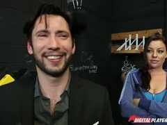 Badkamer, Pijpbeurt, Bruinharig, Lul, Lesbisch, Likken, Realiteit, Tatoeage