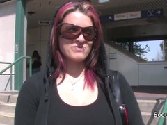 Anál, Velké kozy, Brunetka, Prsatá, Honění, Přírodní prsa, Teenka, Kozičky