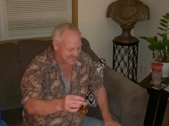 Amador amadora, Corno manso